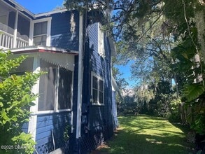 745 S Palmetto Ave in Daytona Beach, FL - Building Photo - Building Photo