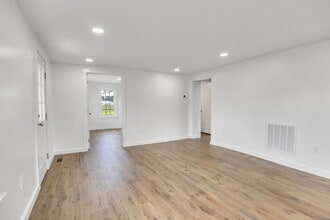 480 Stills Rd in Greeneville, TN - Building Photo - Building Photo