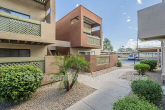 3600 Hayden Rd in Scottsdale, AZ - Foto de edificio - Building Photo