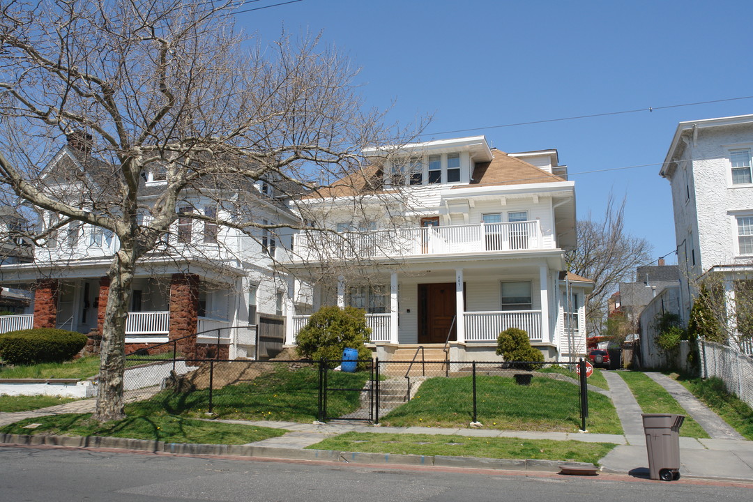 603 1st Ave in Asbury Park, NJ - Building Photo