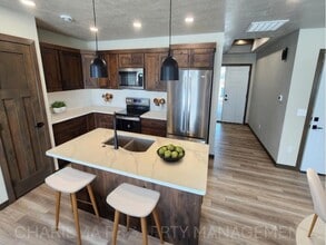 1505 Neil Ave in Dell Rapids, SD - Building Photo - Building Photo