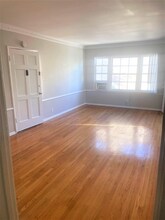 225 S Gale Dr in Beverly Hills, CA - Building Photo - Building Photo