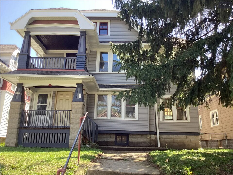 2542-2544 N 51st St, Unit 2544 N 51st st in Milwaukee, WI - Building Photo