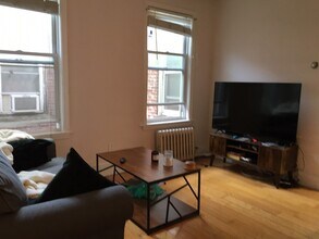 860 Huntington Ave, Unit 1 in Boston, MA - Building Photo - Building Photo