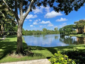 2120 W Preserve Way in Miramar, FL - Building Photo - Building Photo