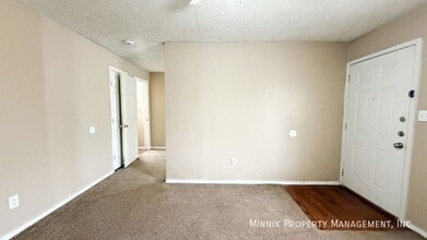 310 E Lynn St in Slaton, TX - Building Photo - Building Photo