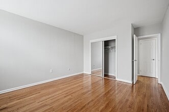 Willow Bend Apartments in Philadelphia, PA - Foto de edificio - Building Photo
