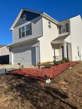 1140 Winding Creek Rd in Granite Quarry, NC - Foto de edificio - Building Photo