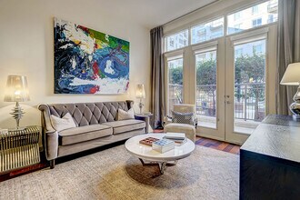3099 Yorktown St in Houston, TX - Building Photo - Building Photo
