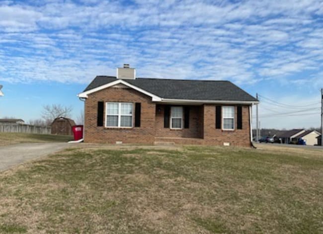1049 Mile High Dr in Clarksville, TN - Building Photo - Building Photo