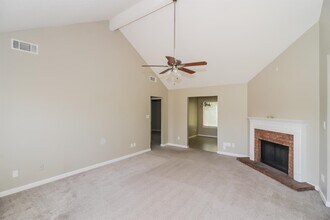 5521 April Forest Dr in Memphis, TN - Building Photo - Building Photo