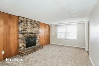 2722 Pawnee Dr in Indianapolis, IN - Building Photo - Building Photo