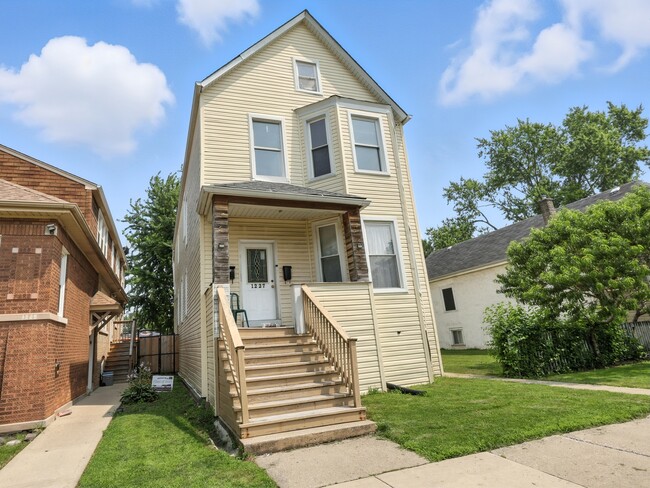 property at 1227 Clarence Ave