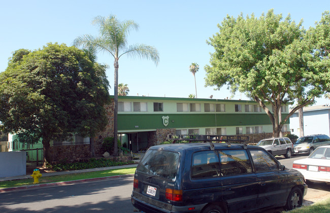 1806 Loma Vista St in Riverside, CA - Foto de edificio - Building Photo