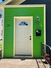 21 College St in Buffalo, NY - Building Photo - Building Photo