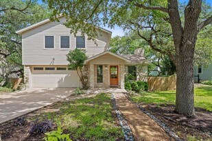 3633 Peregrine Falcon Dr in Austin, TX - Building Photo