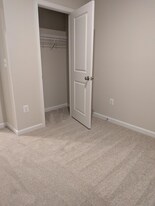 88 Gray Silver Rd in Inwood, WV - Building Photo