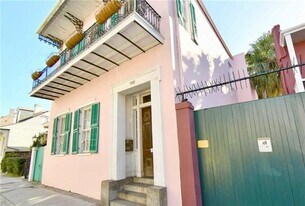 1112 Dauphine St in New Orleans, LA - Building Photo