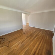 11303 Thrush Ave in Cleveland, OH - Building Photo - Building Photo