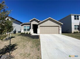 3176 Morlanga St in New Braunfels, TX - Building Photo
