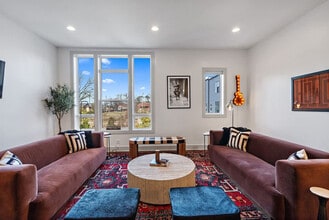 2702 Delaware Ave in Nashville, TN - Building Photo - Building Photo