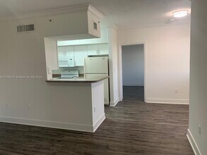 11650 SW 2nd St in Pembroke Pines, FL - Building Photo - Building Photo