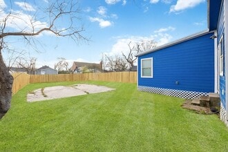 2214 Stevens St in Houston, TX - Building Photo - Building Photo
