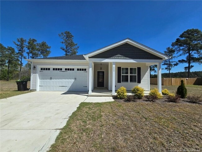 111 Pine Needle Dr in Salemburg, NC - Building Photo - Building Photo