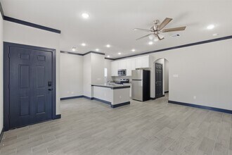 9412 Crofton St in Houston, TX - Building Photo - Building Photo