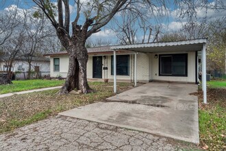 5815 Pyle St in San Antonio, TX - Building Photo - Building Photo