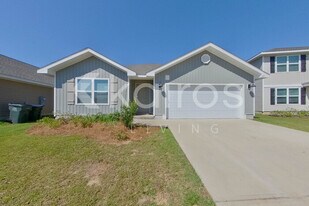 269 Monarch Ln in Pensacola, FL - Building Photo