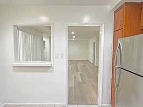 9160 Beverly Blvd in Beverly Hills, CA - Building Photo - Building Photo