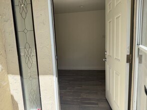 109 N Grant Ln in Folsom, CA - Building Photo - Building Photo