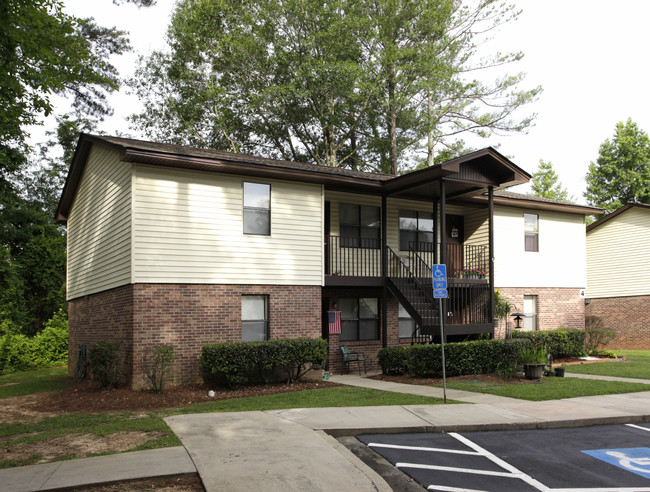 Woodsmill Apartments in Peachtree City, GA - Building Photo - Building Photo