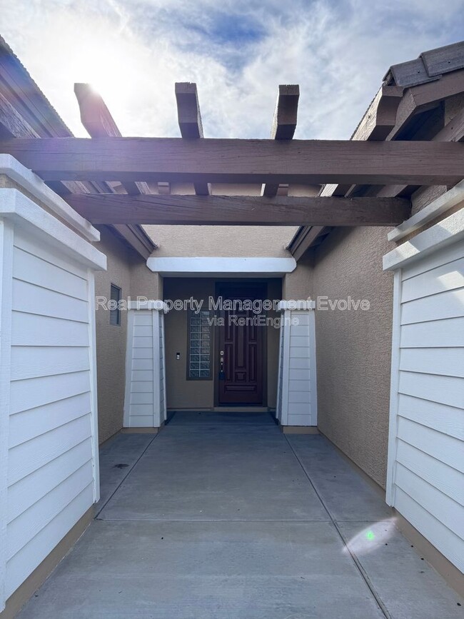 13601 W Verde Ln in Avondale, AZ - Building Photo - Building Photo