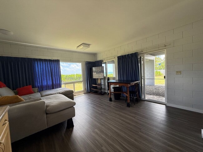 54-001 Pipilani Pl in Hauula, HI - Building Photo - Building Photo