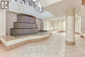 710 Humberwood Blvd in Toronto, ON - Building Photo - Building Photo