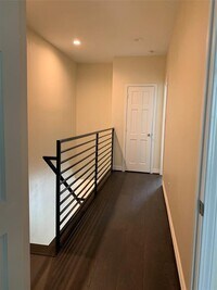 4622 Haywood St photo'