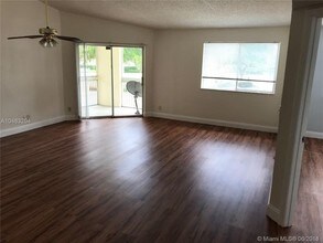 9977 Westview Dr-Unit -1B in Coral Springs, FL - Building Photo - Building Photo