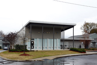 The Village Apartments in Jackson, MS - Building Photo - Building Photo