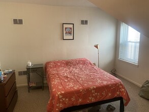 525 Shady Ave, Unit #3 in Pittsburgh, PA - Building Photo - Building Photo