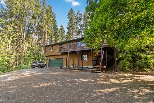 property at 1407 W Spring Ln