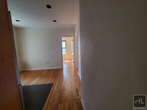 EAST 80 STREET in New York, NY - Building Photo - Building Photo