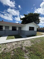 4120 SW 19th St in West Park, FL - Building Photo