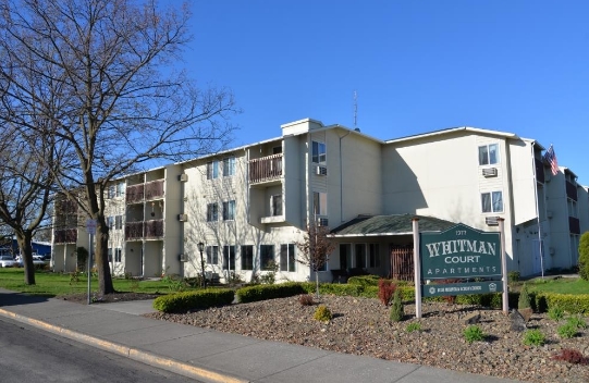 Whitman Court in Walla Walla, WA - Building Photo