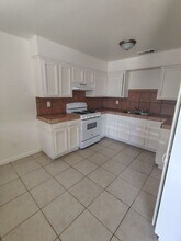345 S Dr. Martin Luther King Jr. Blvd in Bakersfield, CA - Building Photo - Building Photo