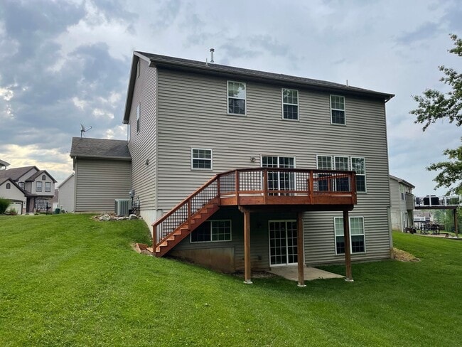 1437 Bridgeport Terrace in St. Charles, MO - Building Photo - Building Photo