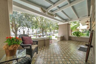 455 13th Ave NE in St. Petersburg, FL - Building Photo - Building Photo