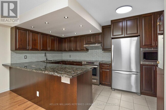 205-2205 Wynford Dr in Toronto, ON - Building Photo - Building Photo