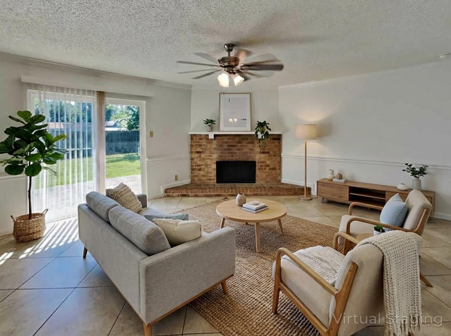 709 Croydon Dr, Unit 5 in Everman, TX - Building Photo - Building Photo